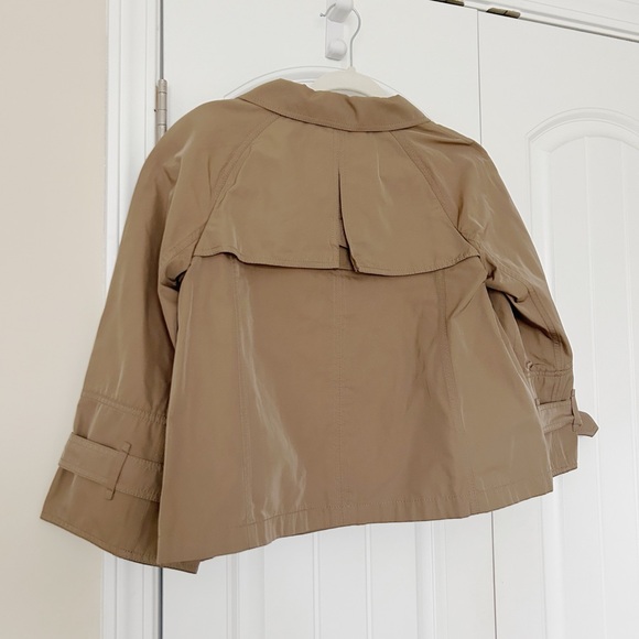 ❤️Burberry Cropped Flare Sleeve Trench Coat❤️ - Picture 4 of 8